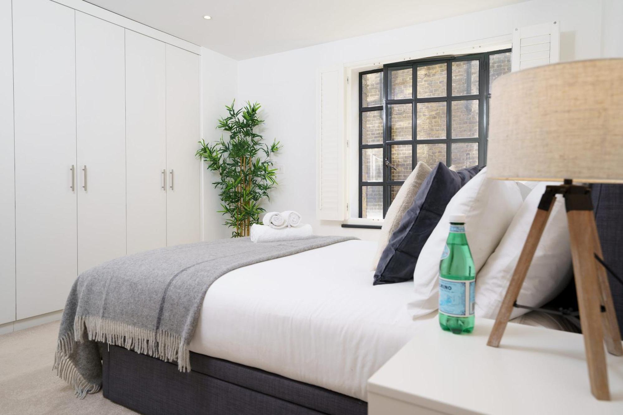Trafalgar Sq 1 Bedr, 3 Beds Sleeps 6 Лондон Екстер'єр фото