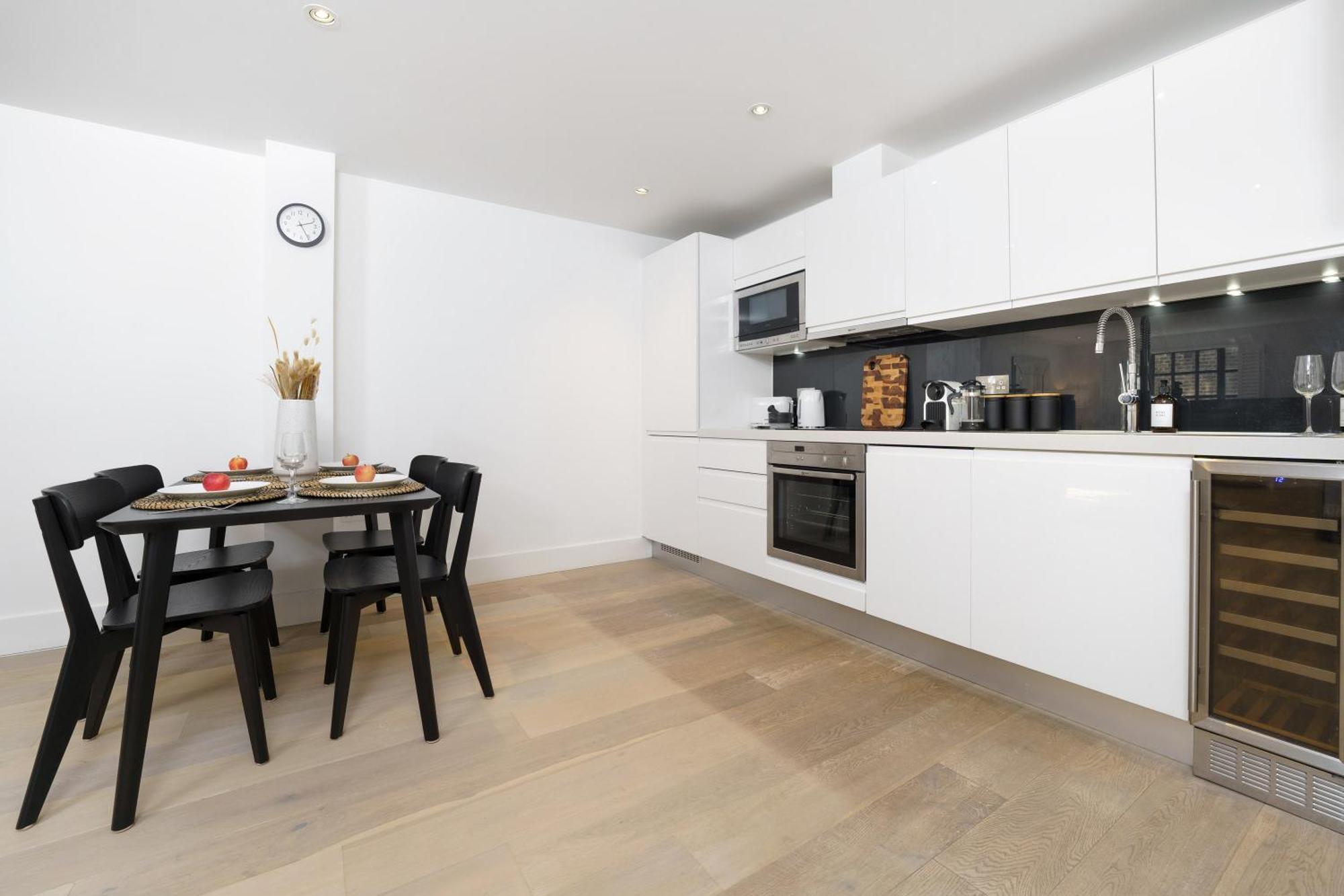 Trafalgar Sq 1 Bedr, 3 Beds Sleeps 6 Лондон Екстер'єр фото